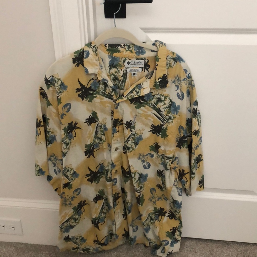Short Sleeve Hawaiian Button Down